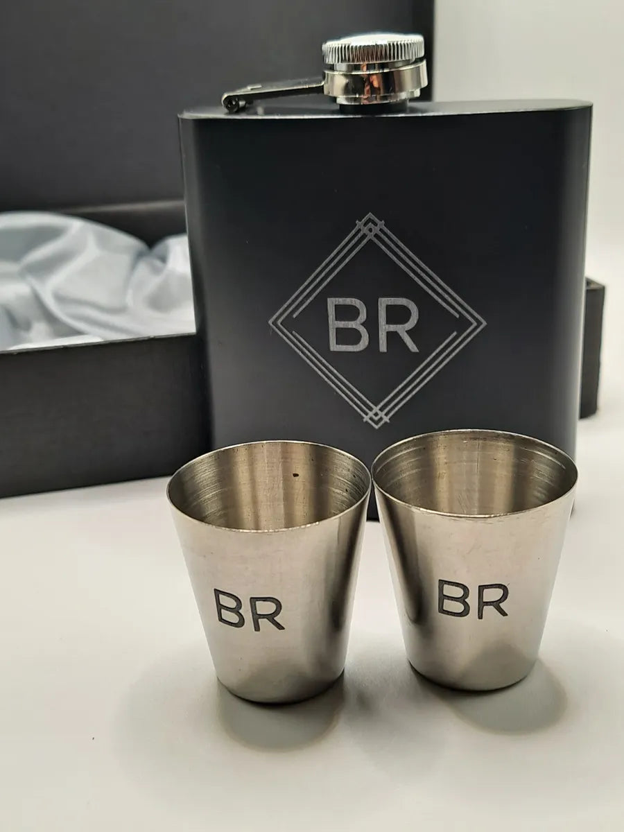 Personalised Hip Flask Set - Katico